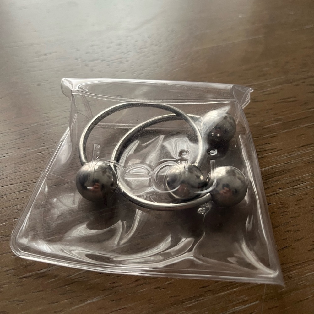 MUST GO Hegu Acupressure Rings Size M - Picture 4 of 7